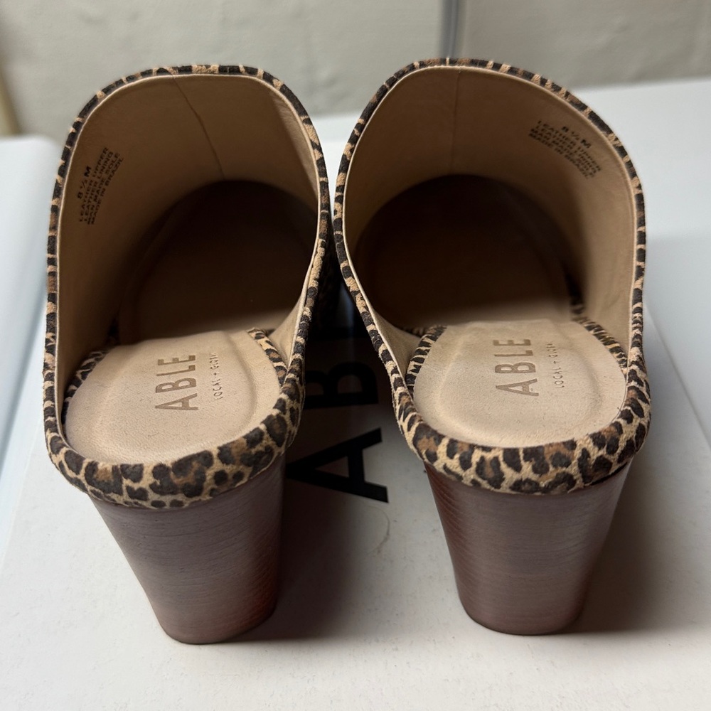 ABLE Rojas Mule Sz: 8.5 - Picture 5 of 10